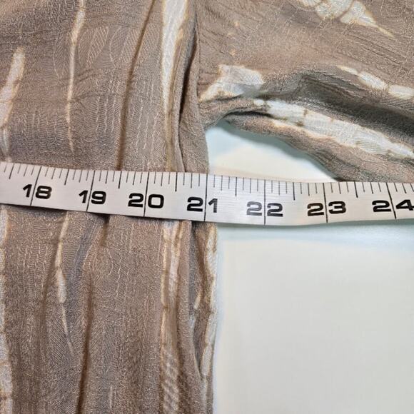 Knox Rose Tie Dye Top Size Medium Tan Faux Wrap Bohemian Neutral Preppy Peasant - Picture 7 of 9